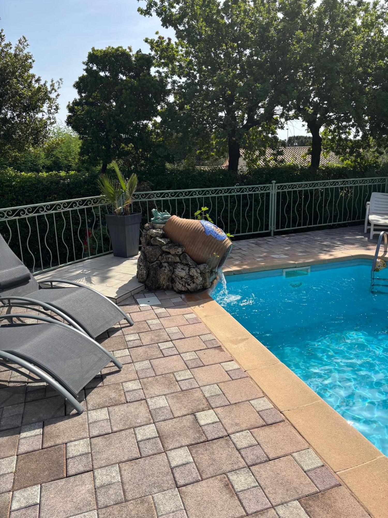 La Cigaliere 1 Charmant T1 Bis Avec Terrasse Dans Villa Sollies-Ville المظهر الخارجي الصورة
